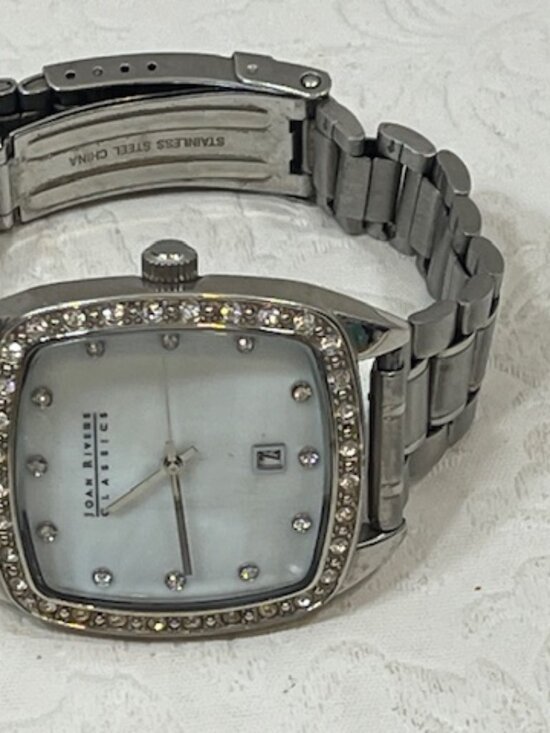 VTG Joan Rivers Classic Collection Crystal Face Silver-Tone Metal Bracelet Watch main image 12
